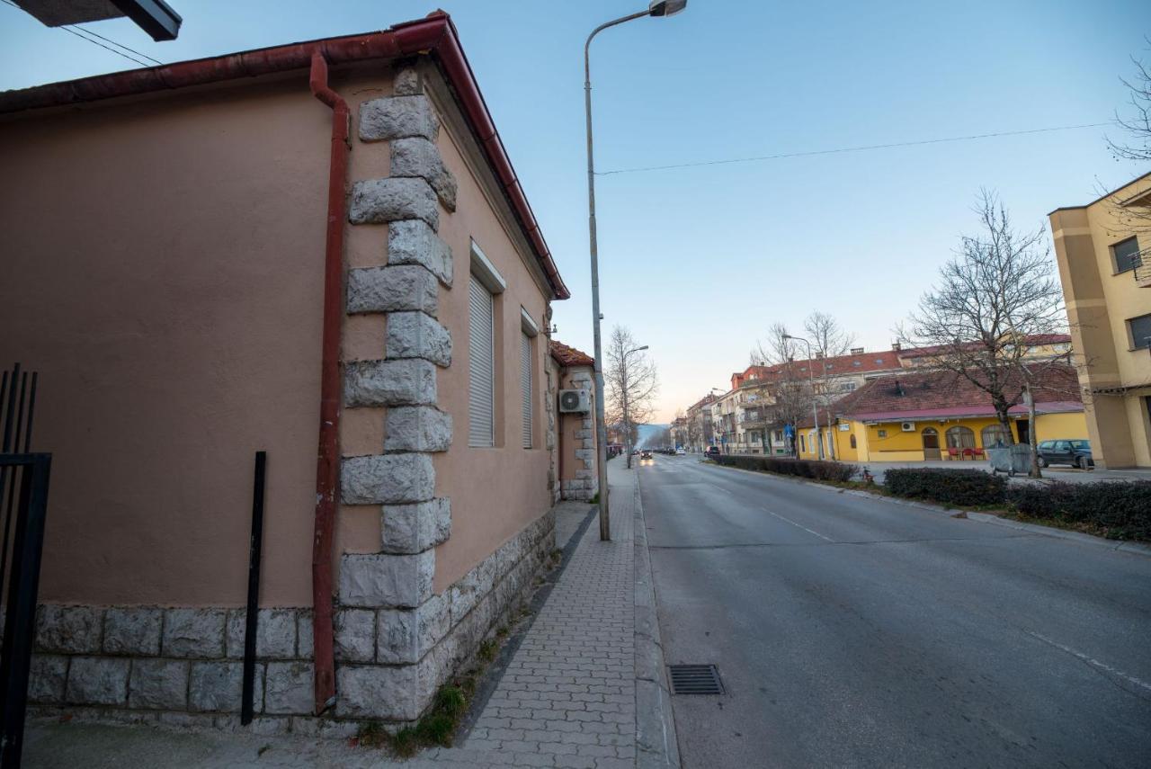 Hostel Evropa Nikšić Exterior foto