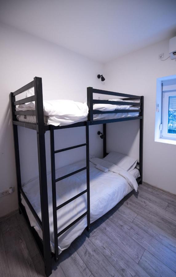 Hostel Evropa Nikšić Exterior foto